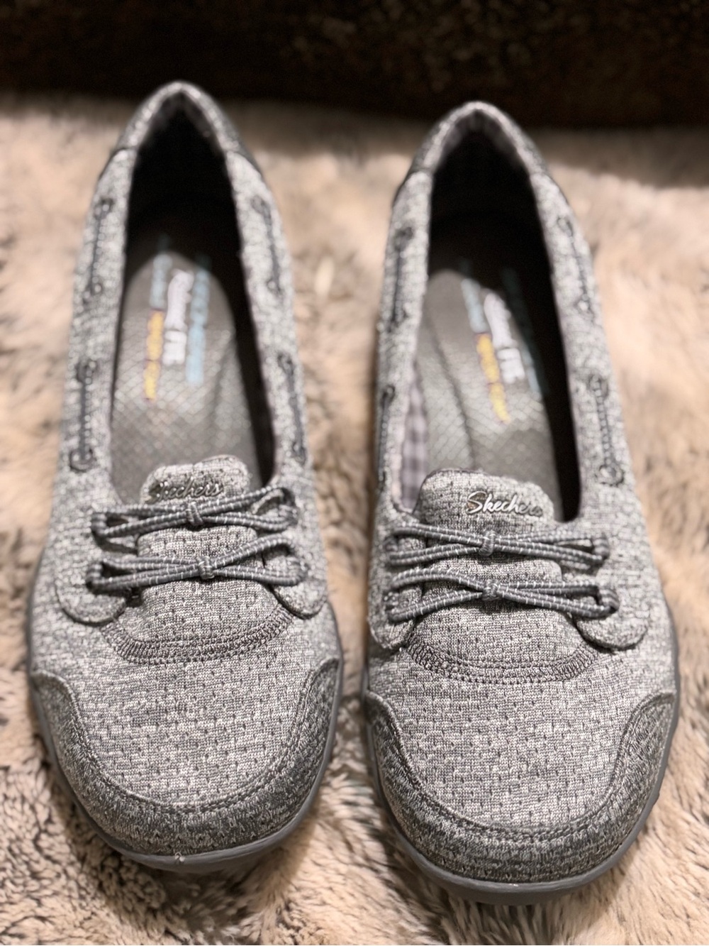 Woman’s Skechers - Picture 5 of 8